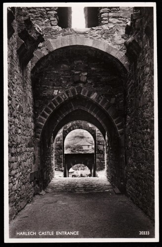 Harlech castle entrance - harlech, wales